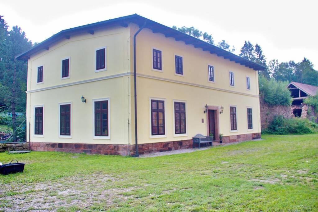 Penzion Pivovar - Jedinecne Ubytovani V Arealu Byvaleho Pivovaru Rudník Exteriör bild